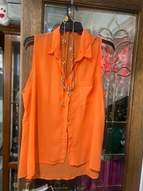Hype Sleeveless Button-Front Blouse in Bright Orange 2x